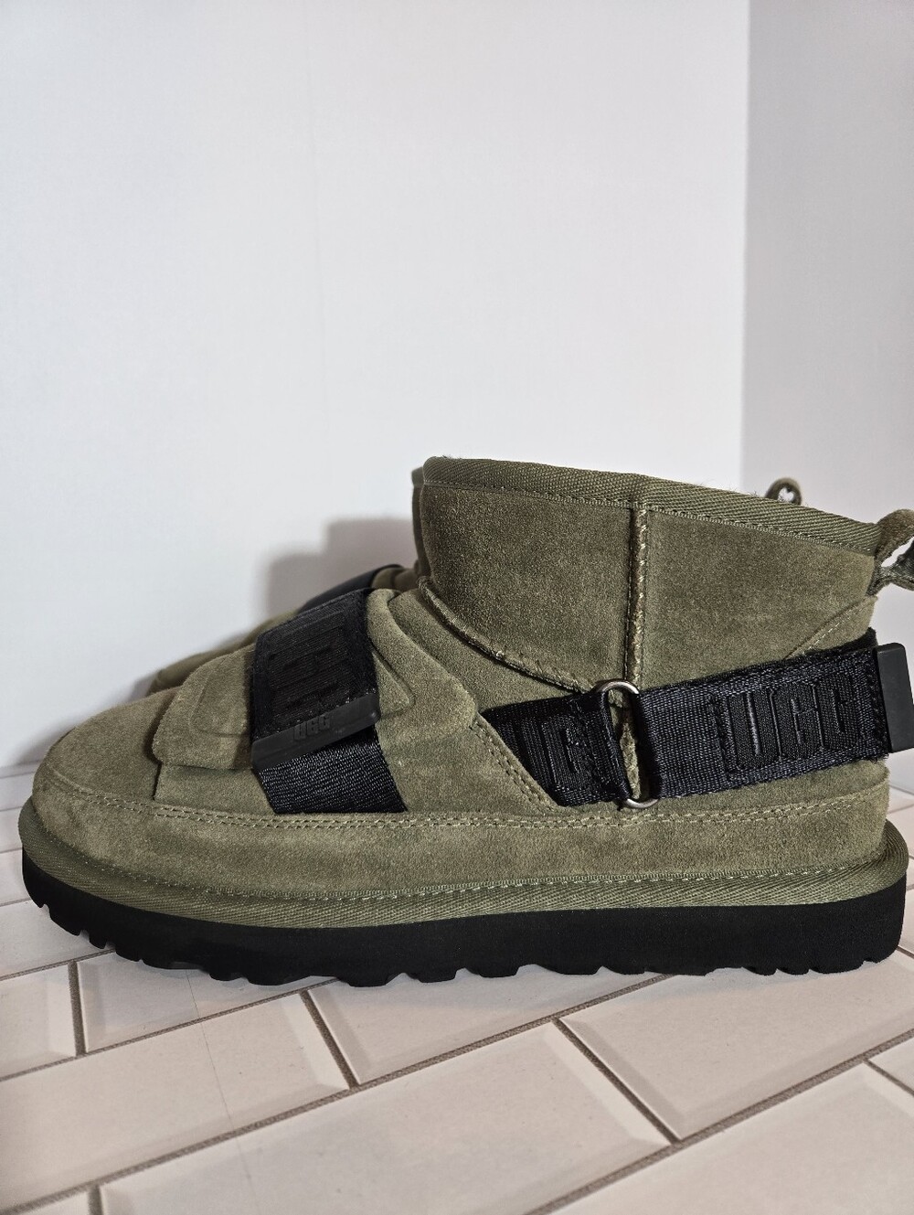 UGG BURNT OLIVE CLASSIC ULTRA MINI HYBRID SUEDE/ WOOL BOOTS, US 8/ EUR 39 - Picture 11 of 11